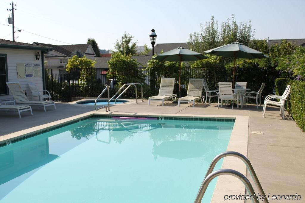 Grass Valley Courtyard Suites Instalações foto